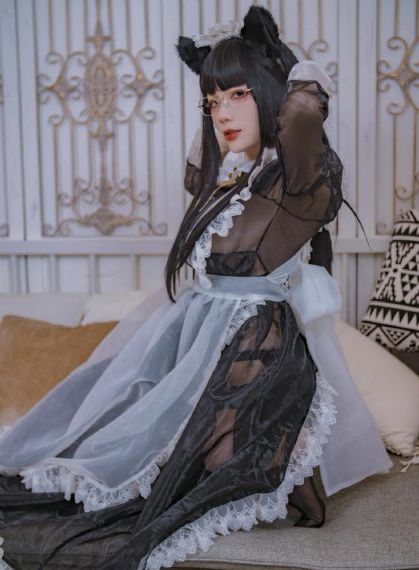 年轻的小婊2中文版