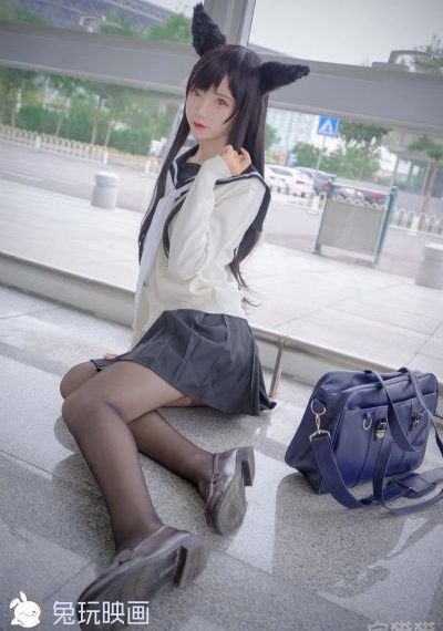 裙底野兽