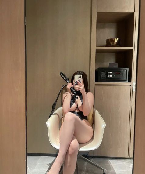 热情的邻居电影