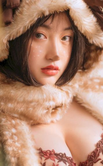 三个巴伐利亚女孩游巴黎