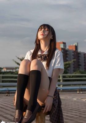 少女遇阿姨