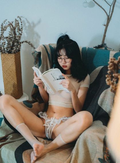 青青河边草直播免费观看