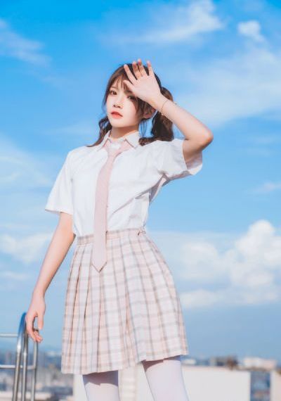 年轻的嫂子6在线观看