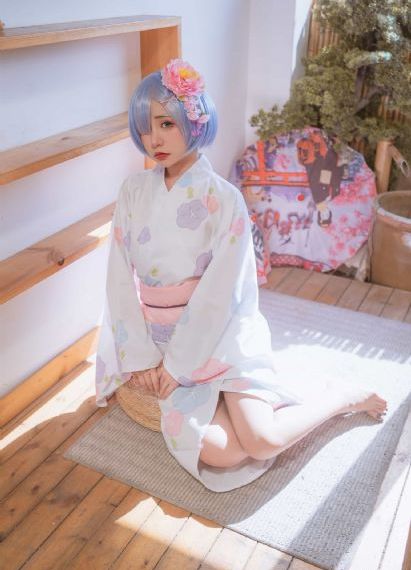 局内人们