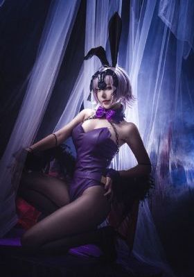 在野外被男人躁了一夜电影