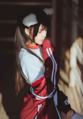 女大学生的沙龙室4