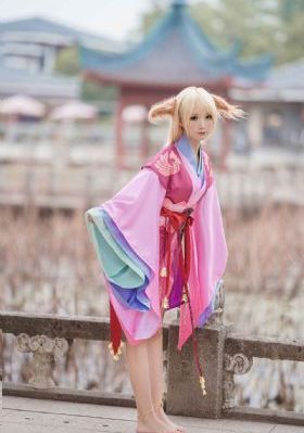 电车魔女在线