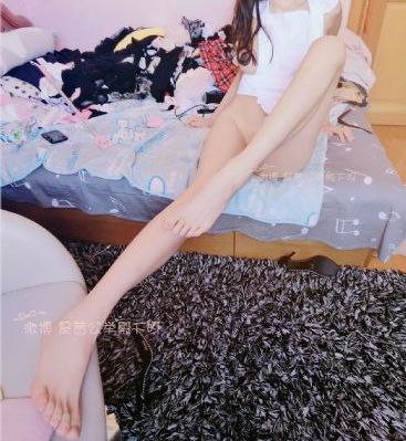 免费看美女洗澡全身光子